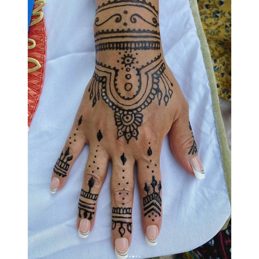 Henna Body Art